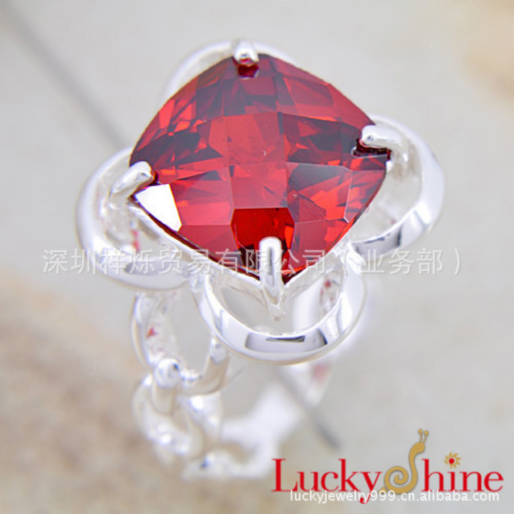 熱賣小商品時尚鋯石戒指 工廠小額批發(fā) 鍍純銀925戒指 R0358